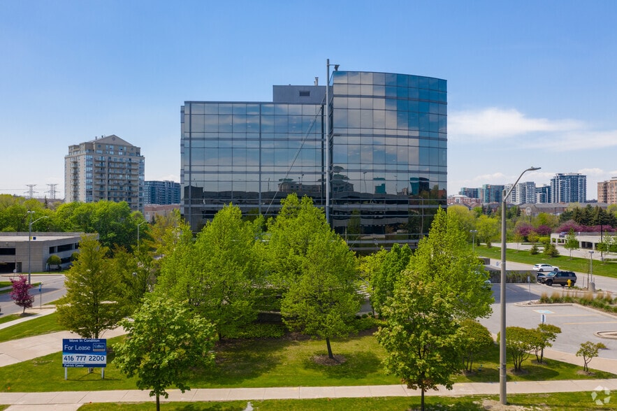 More Photos Of 165 Commerce Valley Dr W, Markham Office For Sale