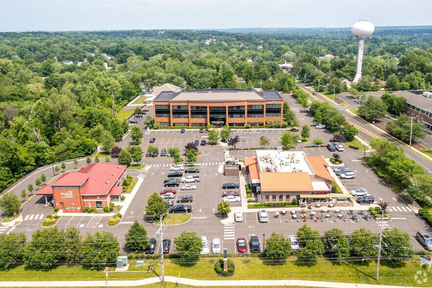 More Photos Of 865 Easton Rd, Warrington Office For Lease