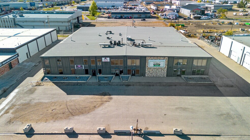 More Photos Of 9026 108 St, Grande Prairie Industrial For Lease
