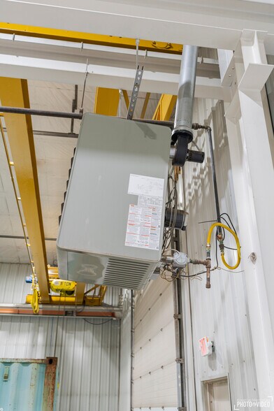 More Photos Of 612 Sinclair St, Gillette Industrial For Sale