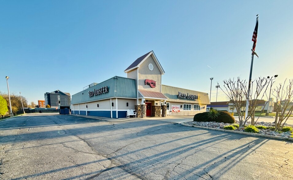 More Photos Of 4525 E 51st St, Tulsa Restaurant For Lease