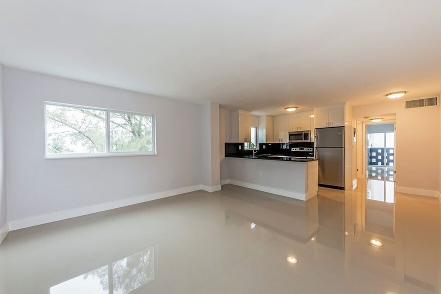 More Photos Of 1986 Biarritz Dr, Miami Beach Apartments For Sale