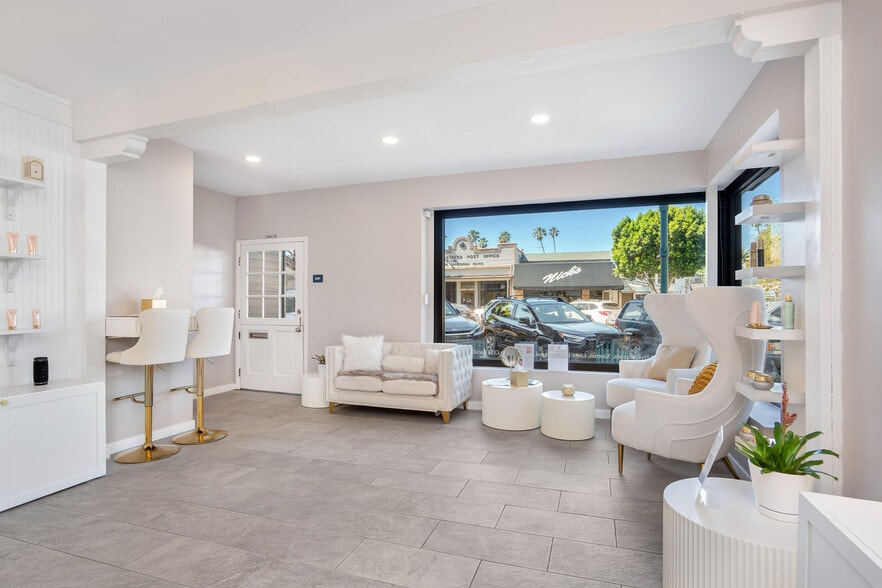 More Photos Of 224 Main St, Seal Beach Storefront For Sale