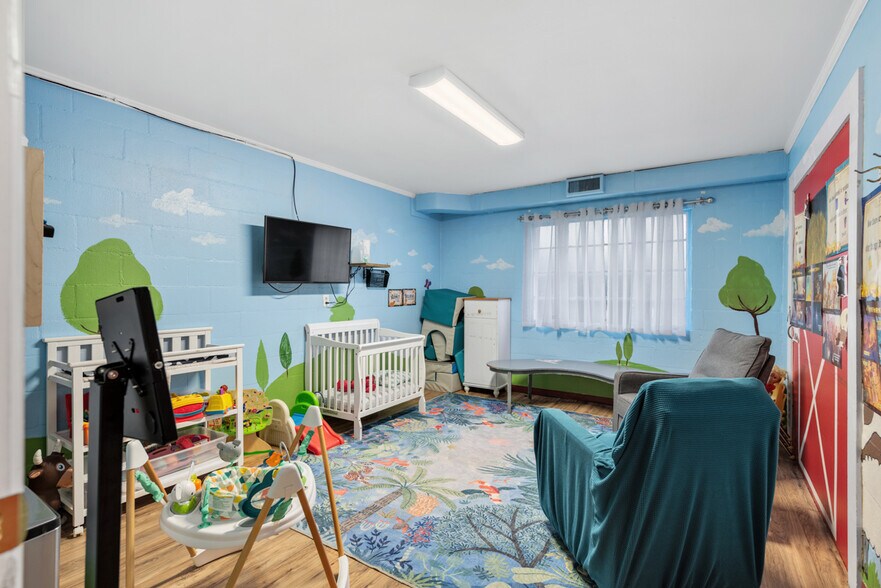 More Photos Of 310 Coles Ferry Pike, Lebanon Religious Facility For Sale