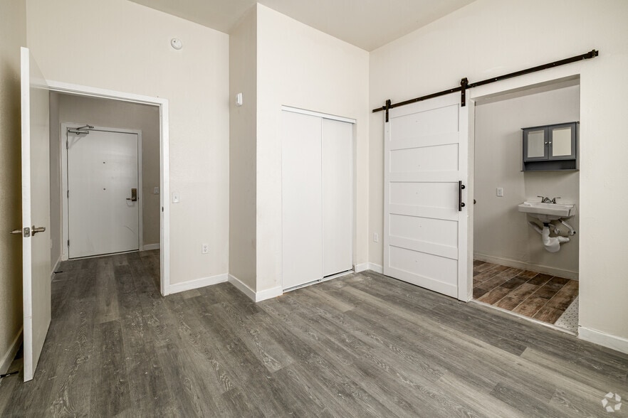 More Photos Of 3217 S Central Ave, Los Angeles Apartments For Sale