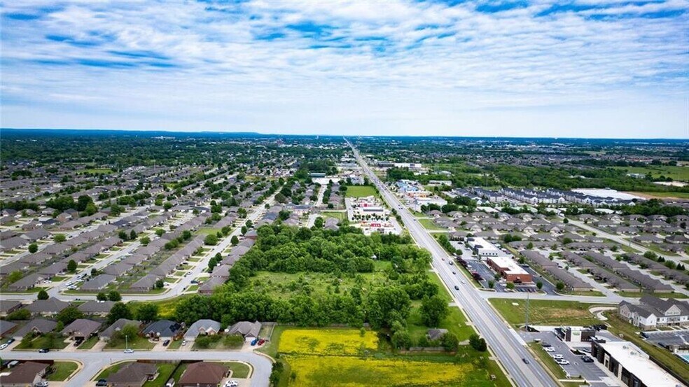 More Photos Of 1310 E Centerton Blvd, Centerton Auto Dealership For Sale