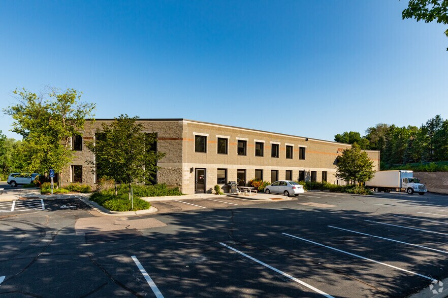 More Photos Of 5852-5870 Baker Rd, Minnetonka Unknown For Lease