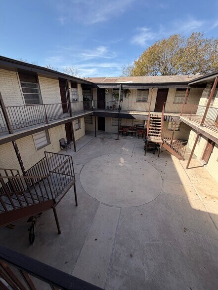 More Photos Of 703 Logwood Ave, San Antonio Apartments For Sale