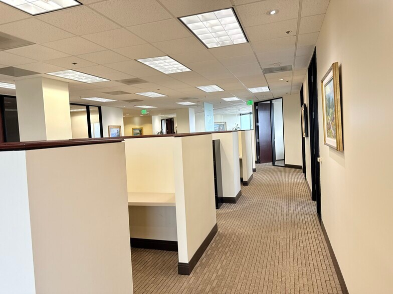 More Photos Of 12100 Wilshire Blvd, Los Angeles Office For Lease