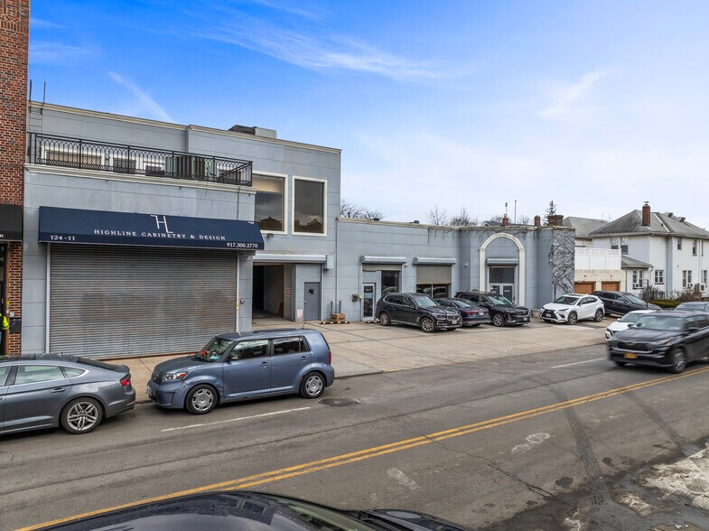 More Photos Of 12419 Metropolitan Ave, Kew Gardens General Retail For Lease
