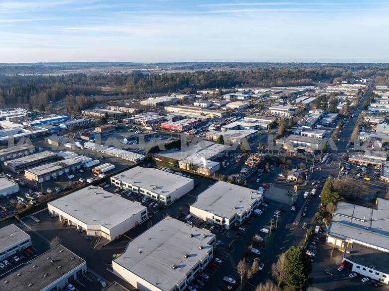 More Photos Of 9520 192nd St, Surrey Warehouse For Lease