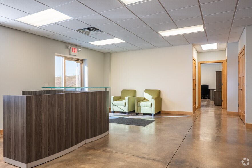 More Photos Of 1400 E High St, Milton Manufacturing For Lease