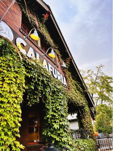 More Photos Of 725 S Center St, Reno Restaurant For Lease