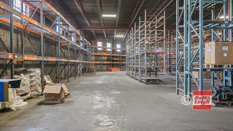 More Photos Of 3417 E Waterloo Rd, Akron Warehouse For Sale