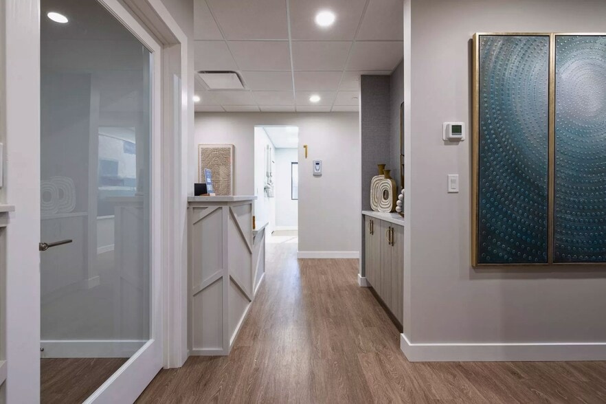 More Photos Of 1817 Black Rock Tpke, Fairfield Medical For Sale