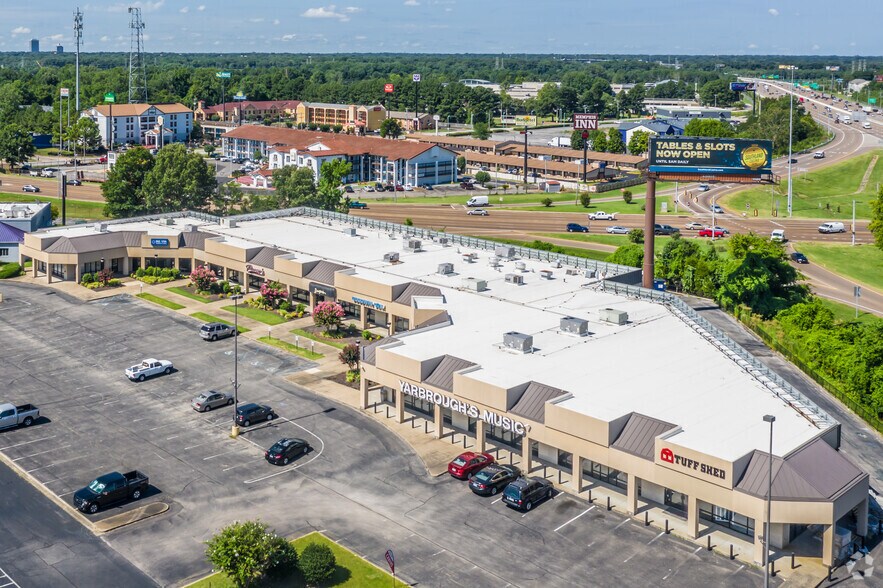 More Photos Of 6100-6126 Macon Rd, Memphis Storefront For Sale
