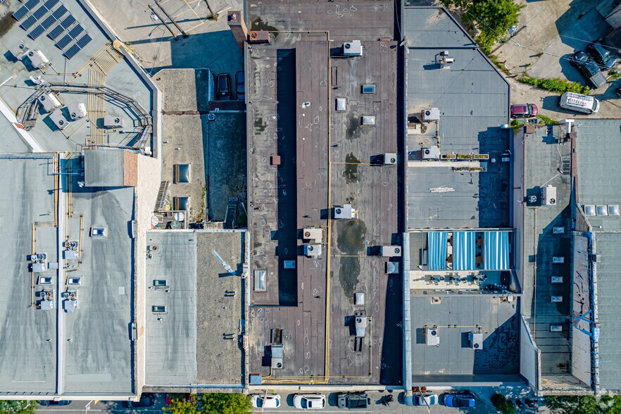 More Photos Of 119-121 Wyndham St N, Guelph Storefront Retail Office For Lease