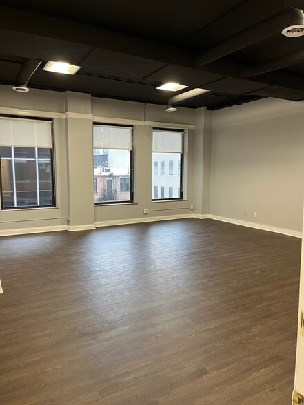 More Photos Of 33 N 3rd St, Columbus Loft Creative Space For Lease
