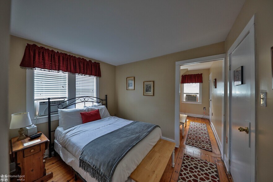 More Photos Of 2468 Route 390, Canadensis Hospitality For Sale