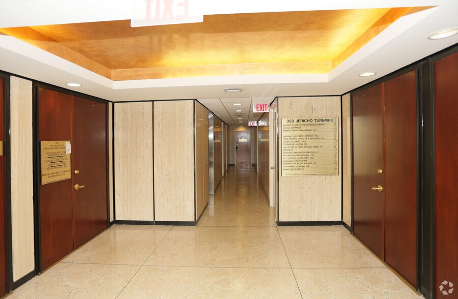 Primary Photo Of 350 Jericho Tpke, Jericho Office For Lease
