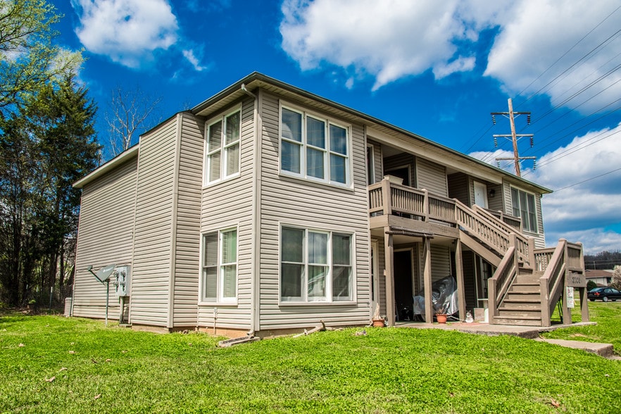 More Photos Of 2706 Lantern Walk, Huntsville Apartments For Sale