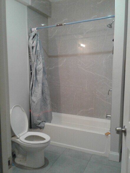 More Photos Of 945-949 Clinton Ave, Irvington Storefront Retail Residential For Sale