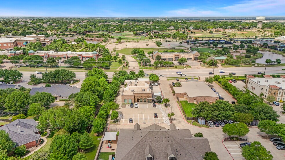 More Photos Of 445 W Southlake Blvd, Southlake Freestanding For Sale