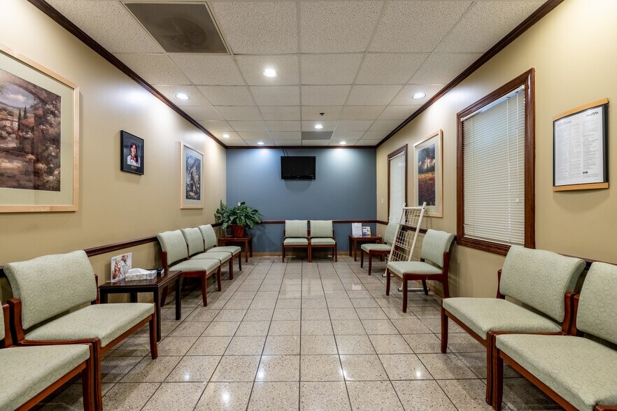 More Photos Of 6000 Joe Frank Harris Pky NW, Adairsville Healthcare For Lease