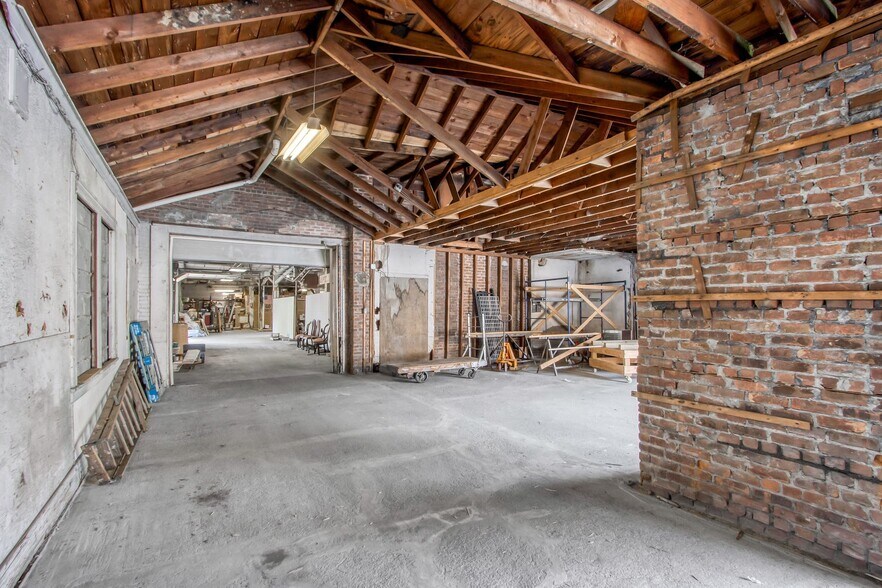 More Photos Of 24 Johnes St, Newburgh Light Manufacturing For Lease