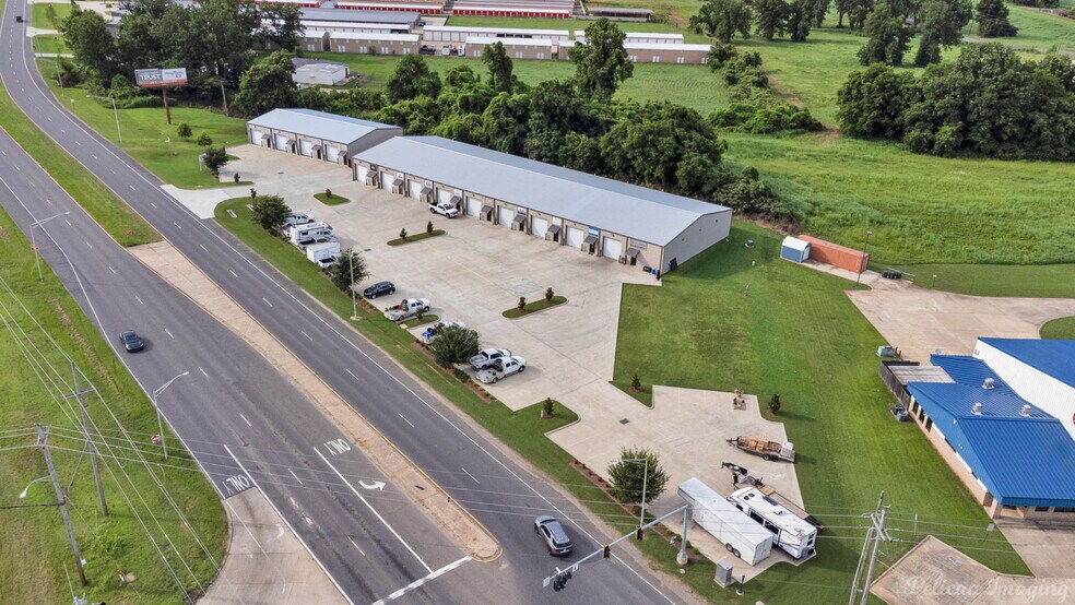 More Photos Of 9275 Youree Dr, Shreveport Service For Lease