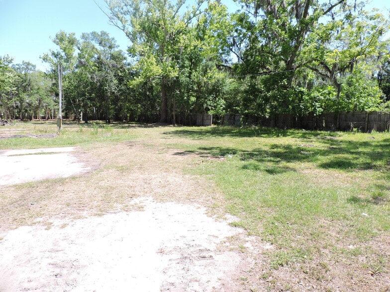 More Photos Of 3713 Cedar Point Rd, Jacksonville Land For Sale