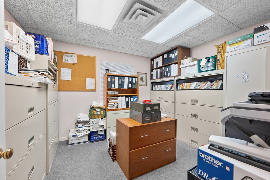 More Photos Of 23001-23003 Greater Mack Ave, Saint Clair Shores Medical For Lease