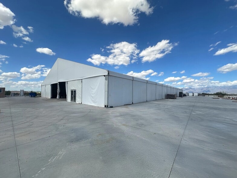 More Photos Of 7777 E Valencia Rd, Tucson Warehouse For Sale