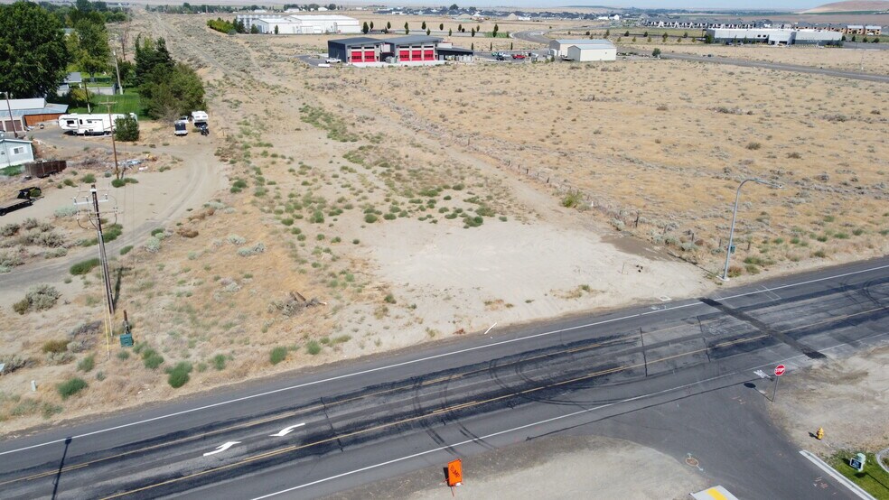 More Photos Of tbd Van Giesen Street, West Richland Land For Sale