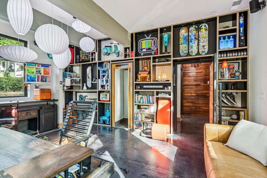 More Photos Of 692 Kirkwood Ave SE, Atlanta Storefront Retail Residential For Sale