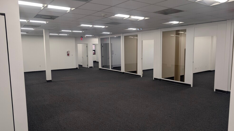 More Photos Of 777 Alexander Rd, Princeton Loft Creative Space For Lease