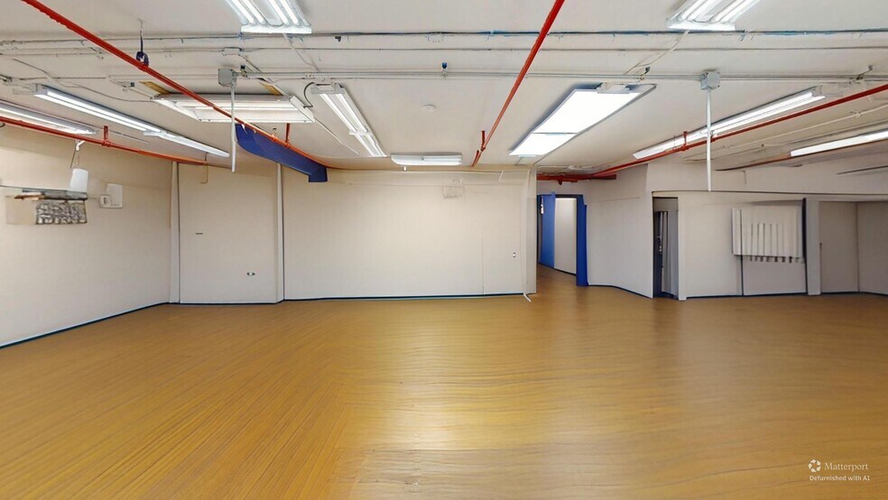 More Photos Of 1997-2013 Mcdonald Ave, Brooklyn Warehouse For Lease