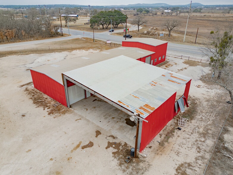 More Photos Of 120 Hermann Sons Rd, Comfort Warehouse For Lease