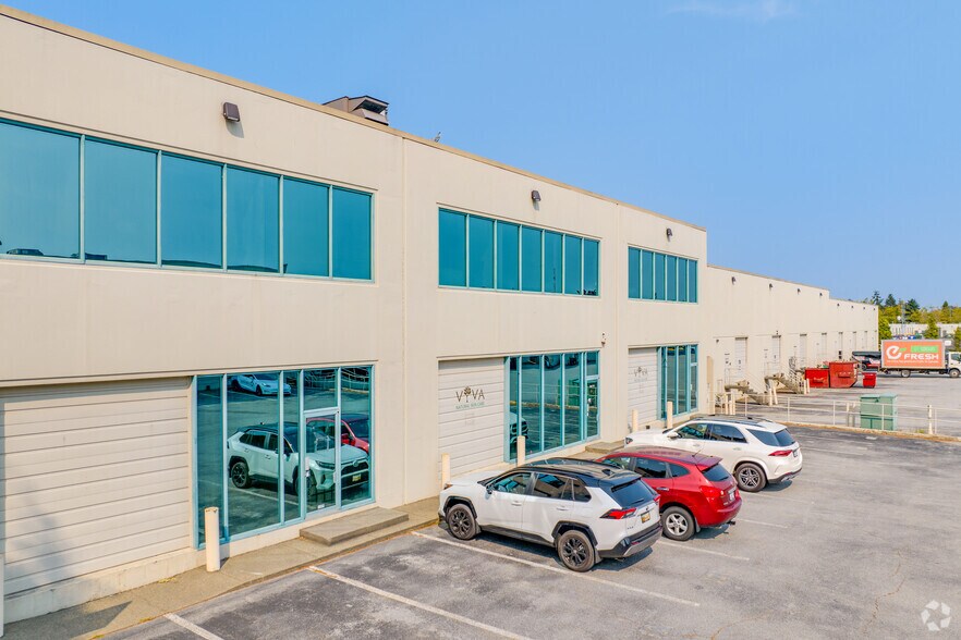 More Photos Of 11780 Hammersmith Way, Richmond Light Distribution For Lease