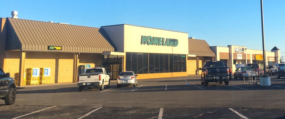 More Photos Of 1300-1336 S York St, Muskogee Unknown For Lease