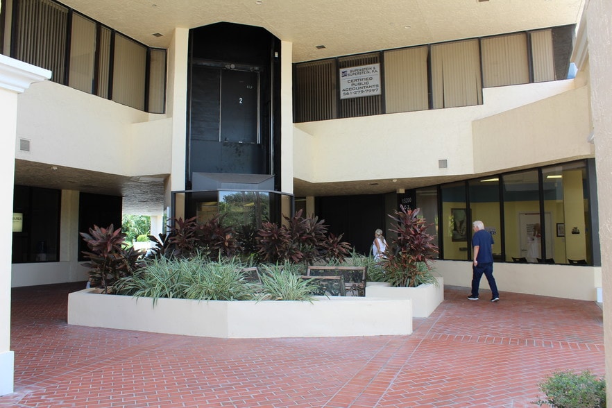 More Photos Of 15200 Jog Rd, Delray Beach Unknown For Lease