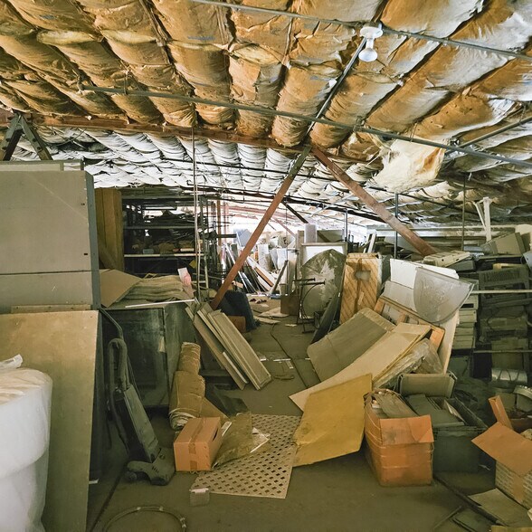 More Photos Of 350 Center St, Grayslake Warehouse For Sale