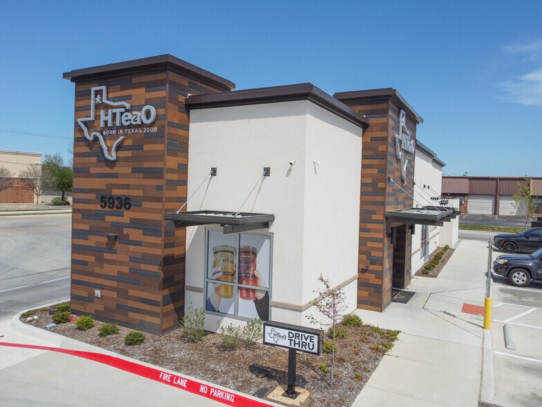 More Photos Of 5936 Denton Hwy, Watauga Restaurant For Sale