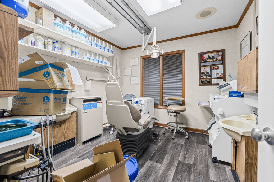 More Photos Of 150 Scarboro St, Asheboro Medical For Sale