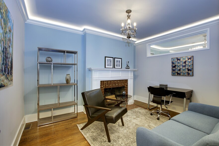 More Photos Of 21 E 2nd St, Riverhead Medical For Lease