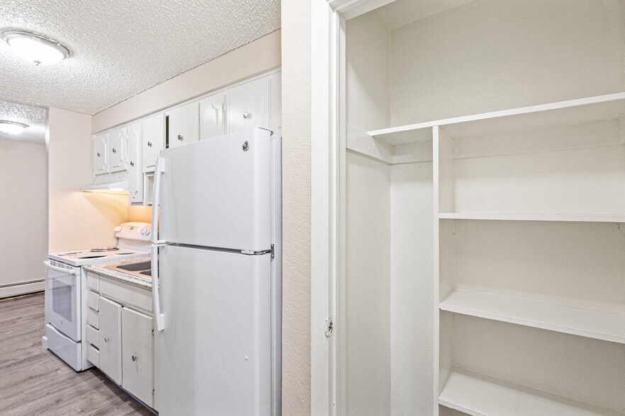 More Photos Of 7251 Samuel Dr, Denver Apartments For Sale