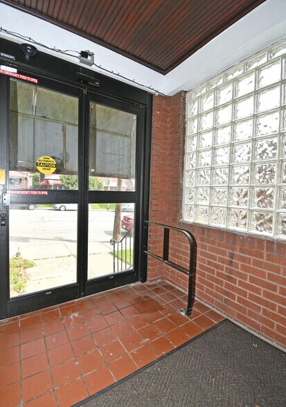 More Photos Of 1206 Brookline Blvd, Pittsburgh Medical For Sale