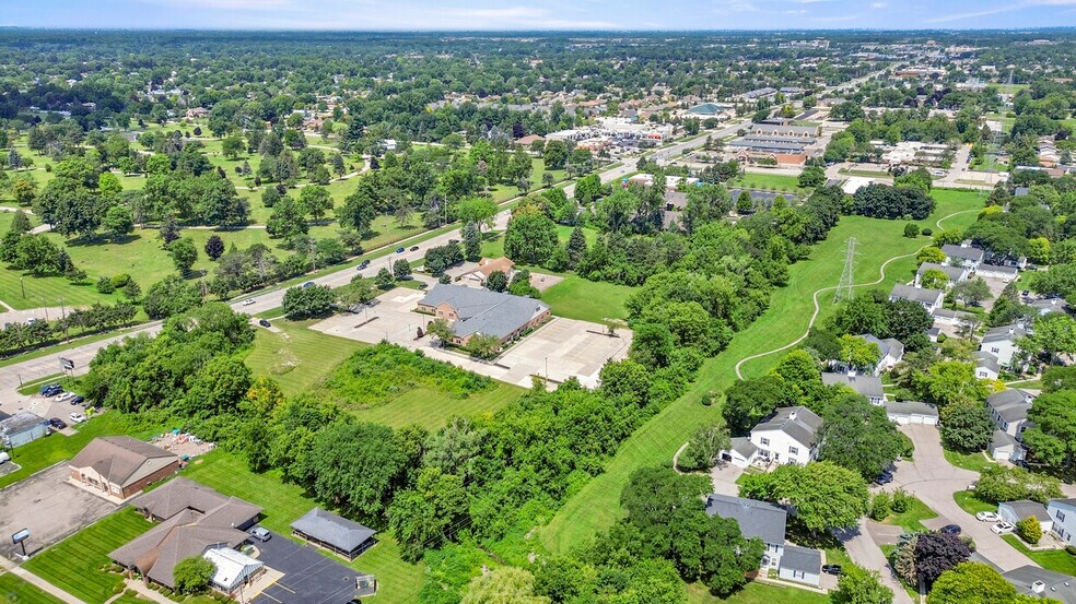 More Photos Of 38500 Garfield Rd, Clinton Township Land For Sale