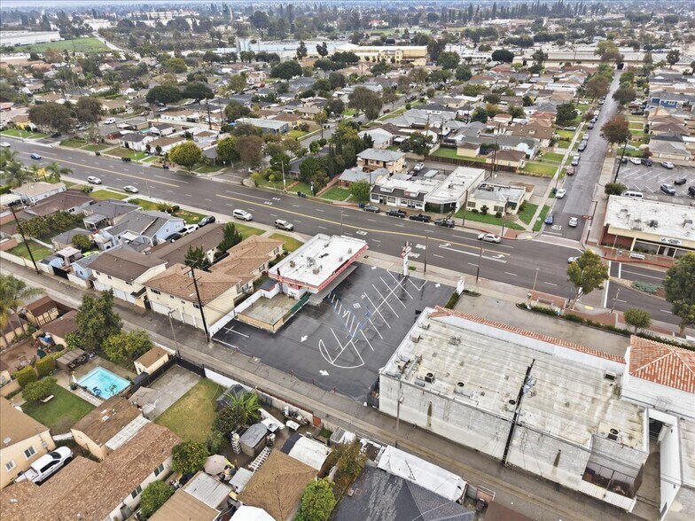 More Photos Of 11919 Garfield Ave, South Gate Restaurant For Sale