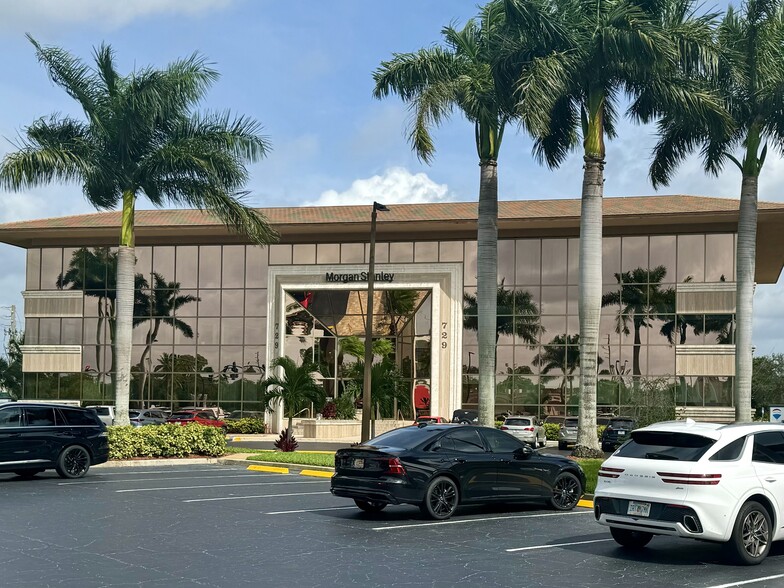 More Photos Of 759 SW Federal Hwy, Stuart Unknown For Lease